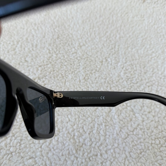 STELLA MCCARTNEY Geometric Sunglasses - Picture 5 of 6